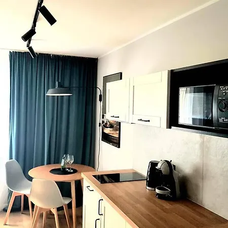 Saska Modern Przy Stadionie Daire *